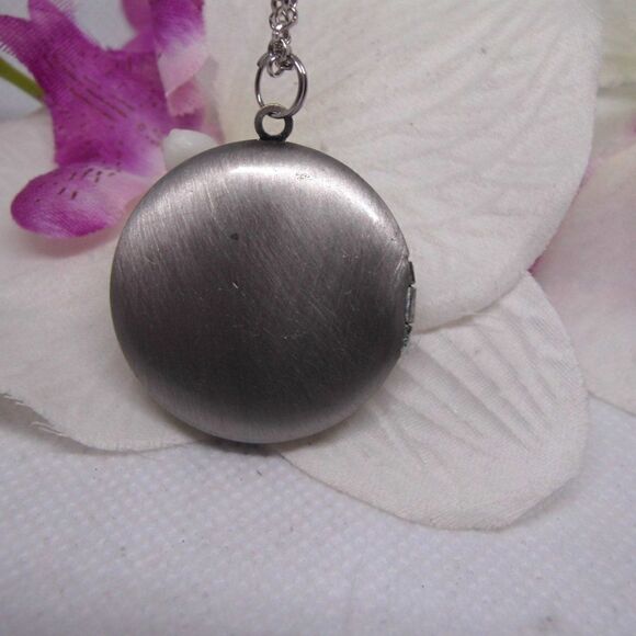 Rhinestone Rose Purple Silver Locket Necklace Rnd - Picture 7 of 8